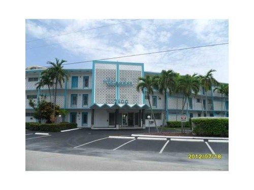 2500 DIANA DR # 105, Hallandale, FL 33009