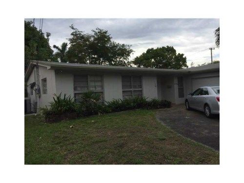 8360 W 16 AV, Hialeah, FL 33014