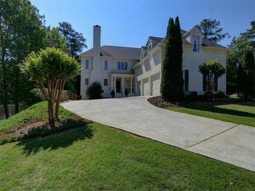 3050 Darien Park Drive, Roswell, GA 30076