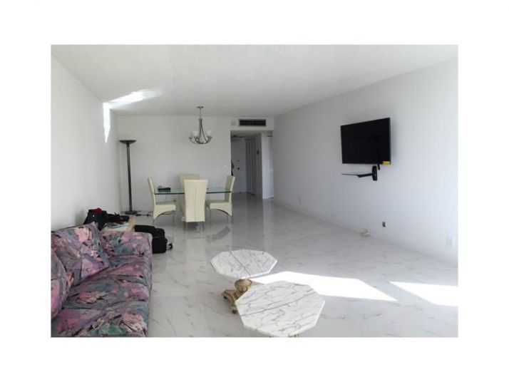 3180 S OCEAN DR # 918, Hallandale, FL 33009