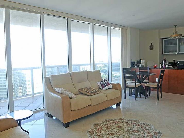 1830 S Ocean Dr # 1406, Hallandale, FL 33009