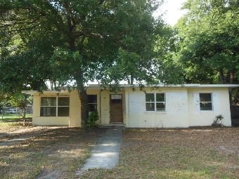 2724 Avenue J NW, Winter Haven, FL 33881