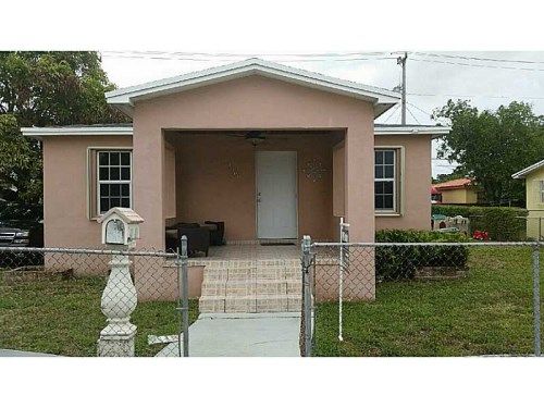 4966 E 8 CT, Hialeah, FL 33013