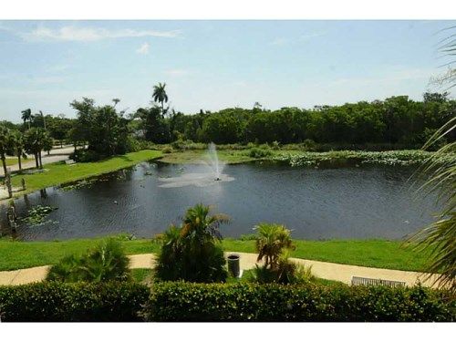 350 N FEDERAL HY # 102, Boynton Beach, FL 33435