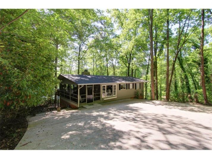 5728 Hidden Cove Road, Gainesville, GA 30504