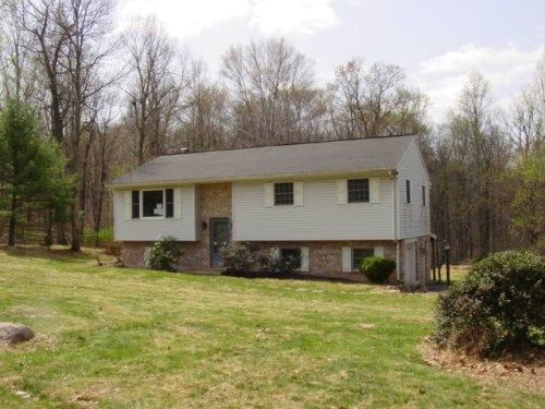 294 Timber Ridge Rd, Morgantown, PA 19543