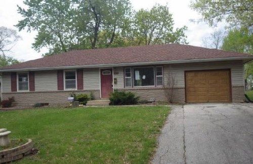 6100 E 148th Terr, Grandview, MO 64030