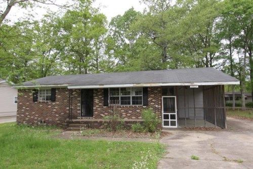 1807 Elwyn Ave, Gadsden, AL 35904