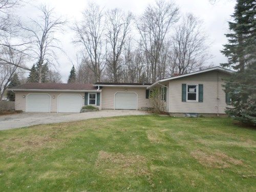 7269 E Saint Joe Hwy, Grand Ledge, MI 48837