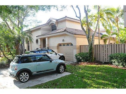 10640 NW 17 ST, Fort Lauderdale, FL 33322