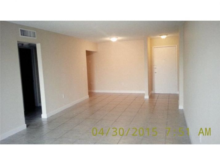 6950 W 6 AV # 509, Hialeah, FL 33014