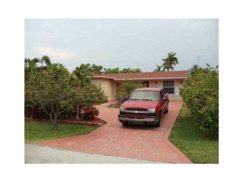 637 SW 3 ST, Hallandale, FL 33009