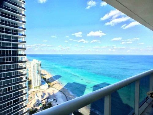 1830 OCEAN DR # 3509, Hallandale, FL 33009