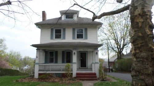 3517 Sharon St, Harrisburg, PA 17111