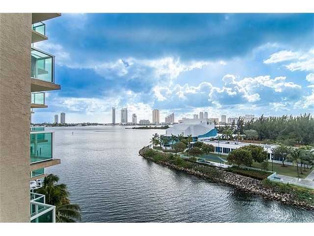 3330 NE 190 ST # 617, Miami, FL 33180