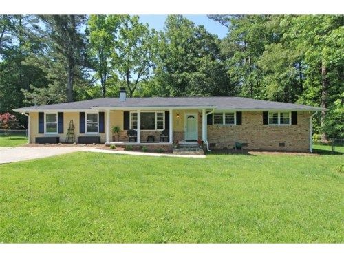 4049 Laynewood Circle, Tucker, GA 30084