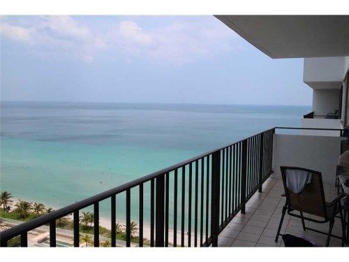 2030 S Ocean Dr # 2024, Hallandale, FL 33009