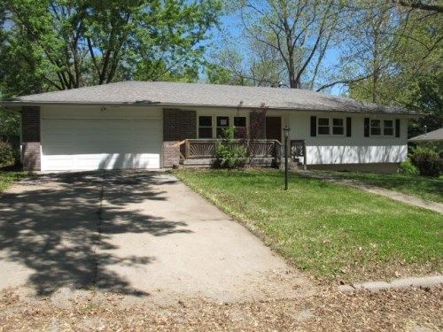 1526 Kansas St, Leavenworth, KS 66048