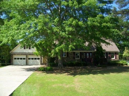 206 Friendship Cir, Clanton, AL 35045