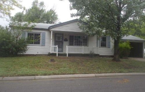 5243 S Ash St, Wichita, KS 67216