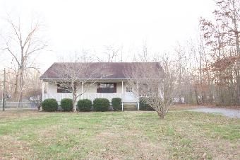 369 Maple Dr, Beechgrove, TN 37018