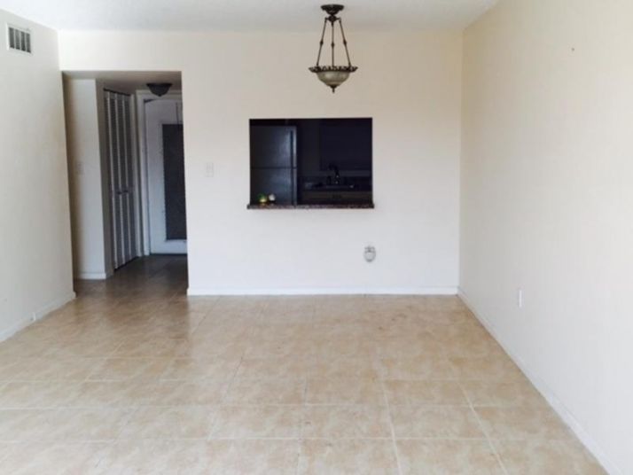 2851 SUNRISE LAKES DR # 306, Fort Lauderdale, FL 33322