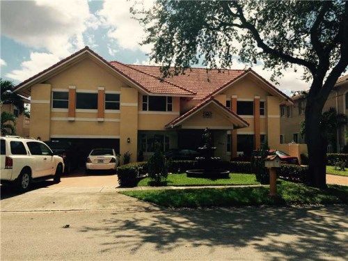 7924 NW 163 TE, Hialeah, FL 33016