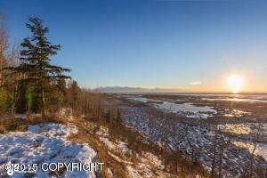 L8 B1A Easter Island Circle, Anchorage, AK 99515