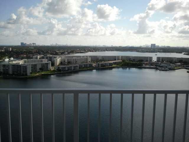 2801 NE 183 ST # 2016W, North Miami Beach, FL 33160