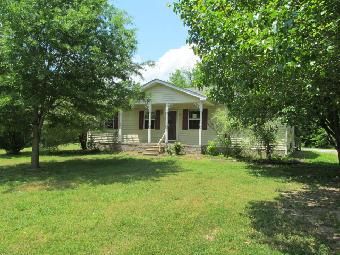 1005 Gill Road, Ashland City, TN 37015