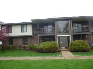 570 Somerset Ln Unit 3, Crystal Lake, IL 60014