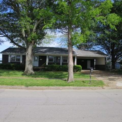 215 Cherry Dr, Osceola, AR 72370