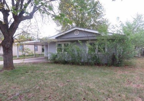 1222 W 29th St S, Wichita, KS 67217