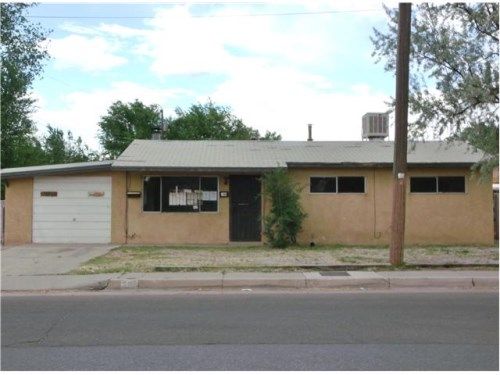 206 47th St NW, Albuquerque, NM 87105