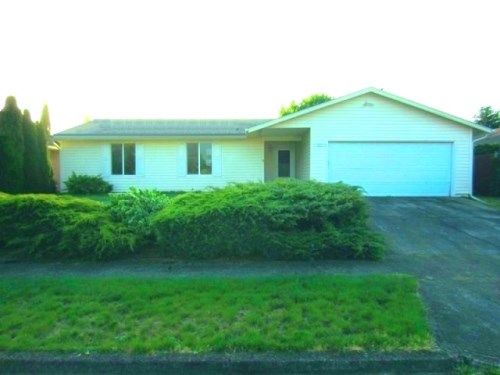 4938 Indiana Ave NE, Salem, OR 97305