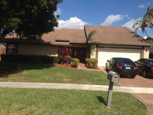 5461 NW 56 CT, Fort Lauderdale, FL 33319