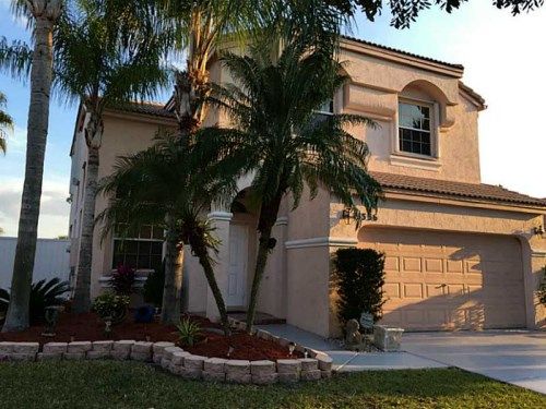 15336 NW 14 MNR, Hollywood, FL 33028