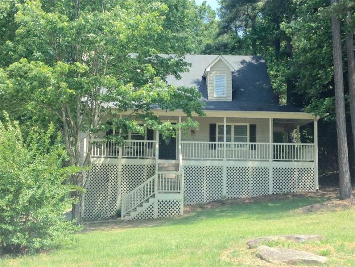 437 Oak Landing Circle, Douglasville, GA 30134