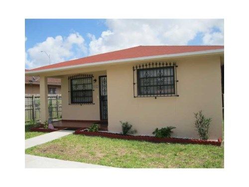 882 E 27 ST, Hialeah, FL 33013