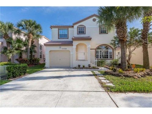 15720 NW 16 CT, Hollywood, FL 33028