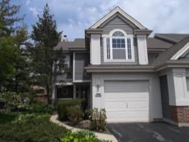 1049 Talbots Ln #106, Elk Grove Village, IL 60007