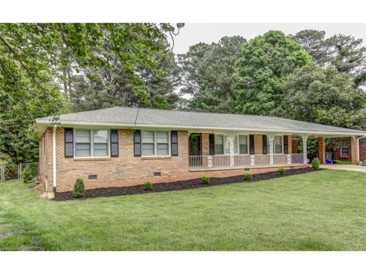 2985 Greenrock Trail, Atlanta, GA 30340