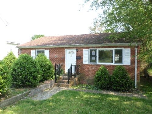 21 N Fern Ave, Highland Springs, VA 23075