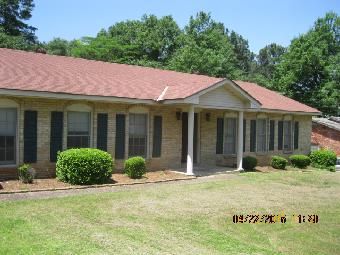 1243 Highpoint Rd, Montgomery, AL 36109