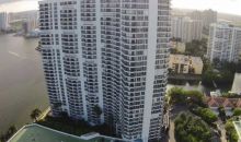 3530 Mystic Pointe Dr # 2206 Miami, FL 33180