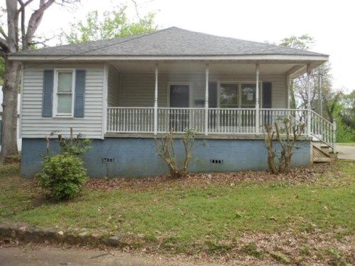 223 Piedmont Ave, Mount Holly, NC 28120