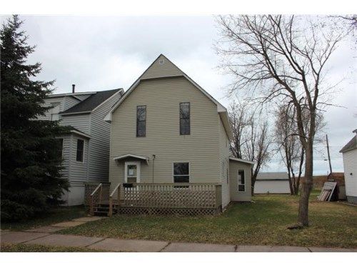 2407 E 3rd St, Superior, WI 54880