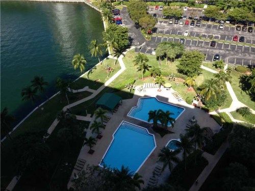 18151 NE 31 CT # 1617, North Miami Beach, FL 33160