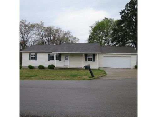 674 Sunny Valley Ln, Poplar Bluff, MO 63901