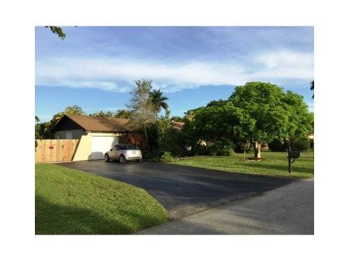 32020 SW 199 AV, Homestead, FL 33030